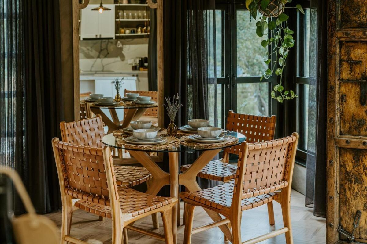 The Temple - Country Farm Retreat Villa Launching Place ภายนอก รูปภาพ