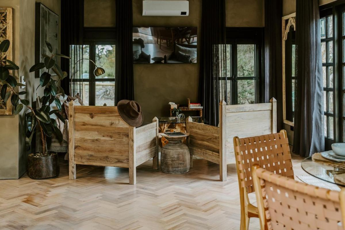 The Temple - Country Farm Retreat Villa Launching Place ภายนอก รูปภาพ